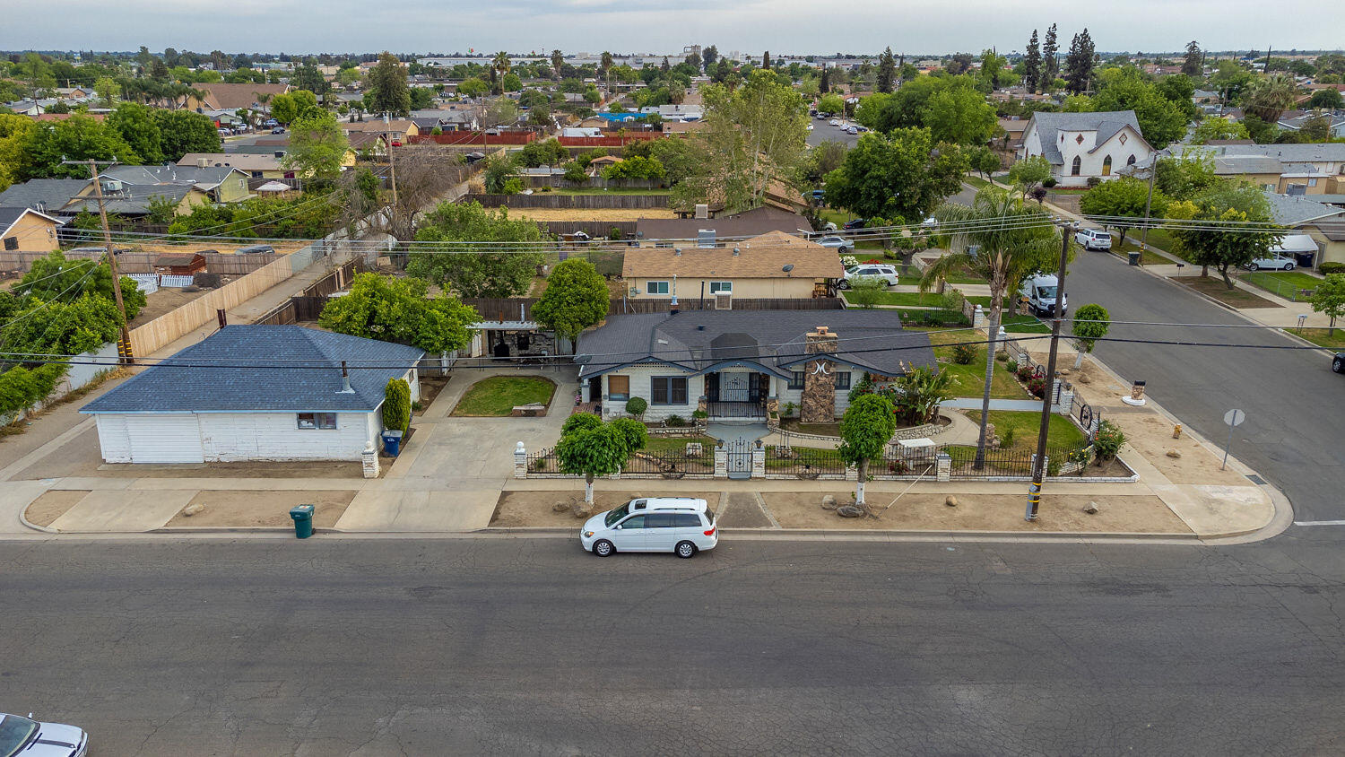 504 South R Street Tulare, CA 93274 - Photo 40 of 40 504SRSt-41