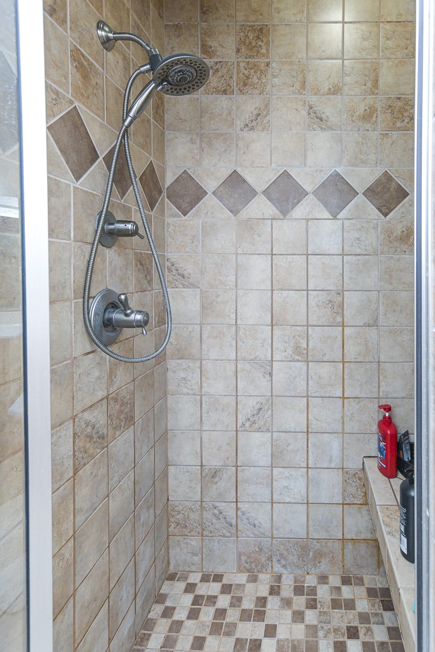 182 Old Camargo Road Fayetteville, TN 37334 - Photo 18 of 59 a bathroom with a shower