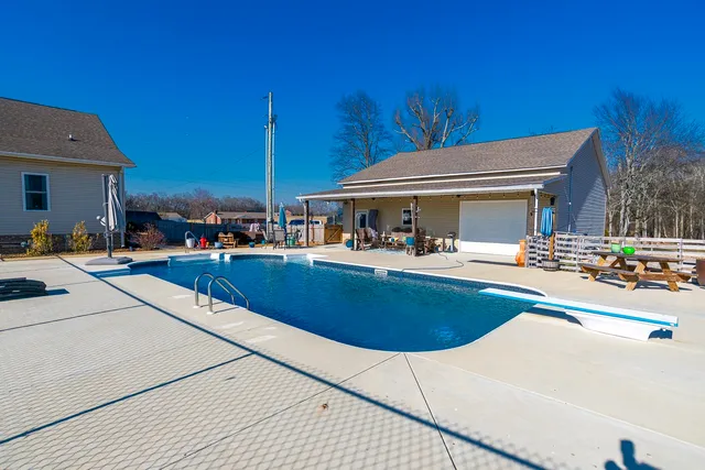 $775,000 | 182 Old Camargo Road, Fayetteville, TN 37334