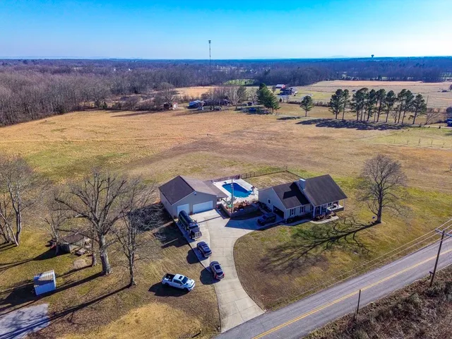 $775,000 | 182 Old Camargo Road, Fayetteville, TN 37334