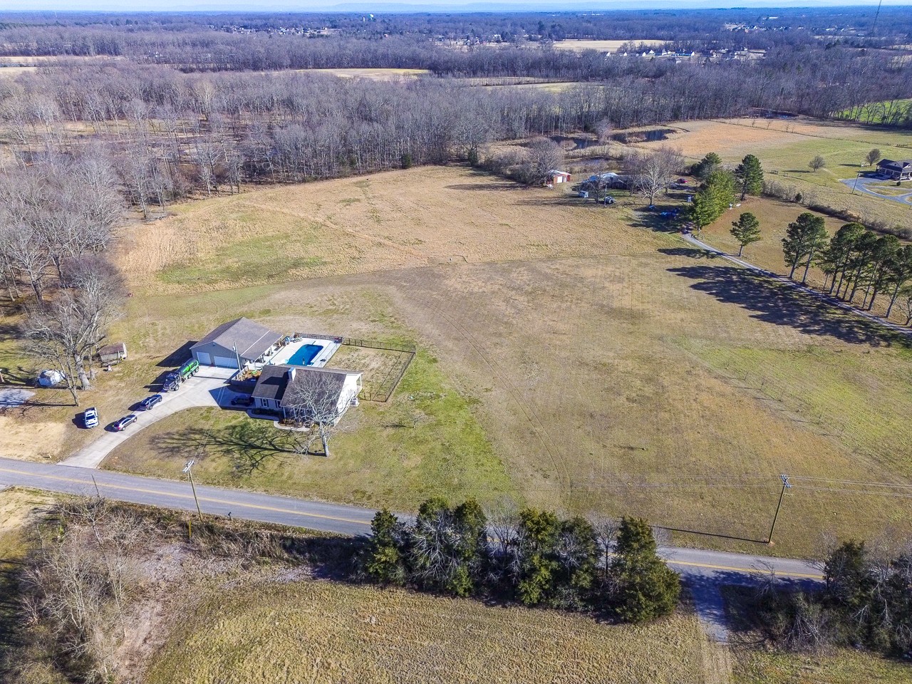 182 Old Camargo Road Fayetteville, TN 37334 - Photo 40 of 59 a view of a yard with an outdoor space