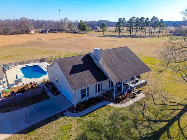 $775,000 | 182 Old Camargo Road, Fayetteville, TN 37334
