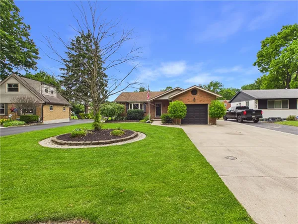 $210,000 | 21 Dorchester Drive, Clayton, OH 45415