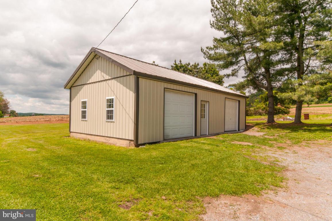875 Galen Hall Road Reinholds, PA 17569 - Photo 8 of 36 Gallery Image 8
