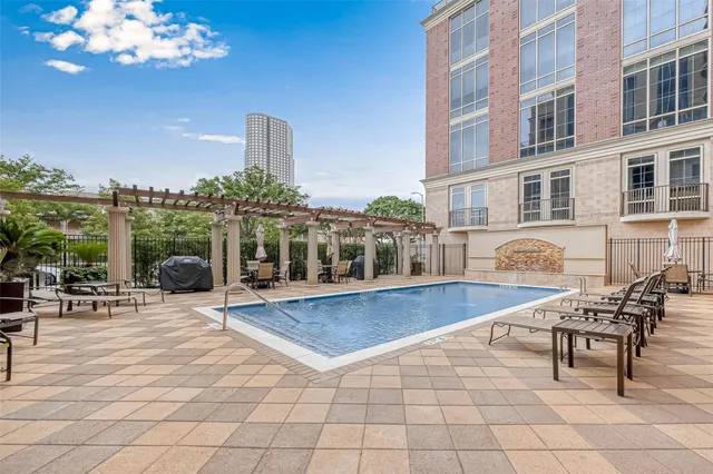 $2,400 | 1616 Fountain View Drive, Unit 407, Houston, TX 77057