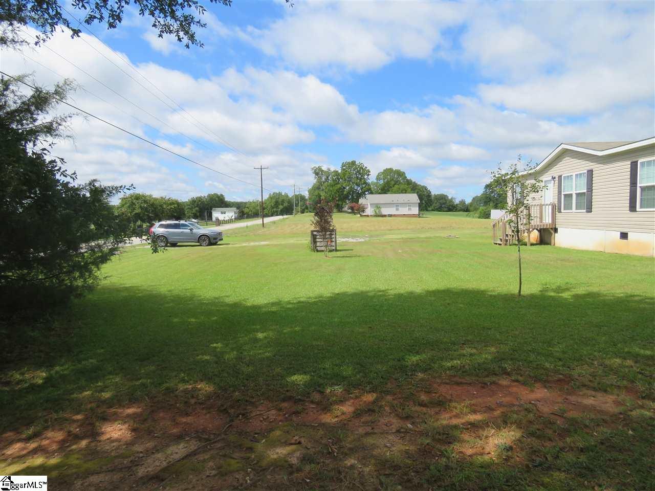 835 Brockman Road Greer, SC 29651 - Photo 3 of 24 Gallery Image 3