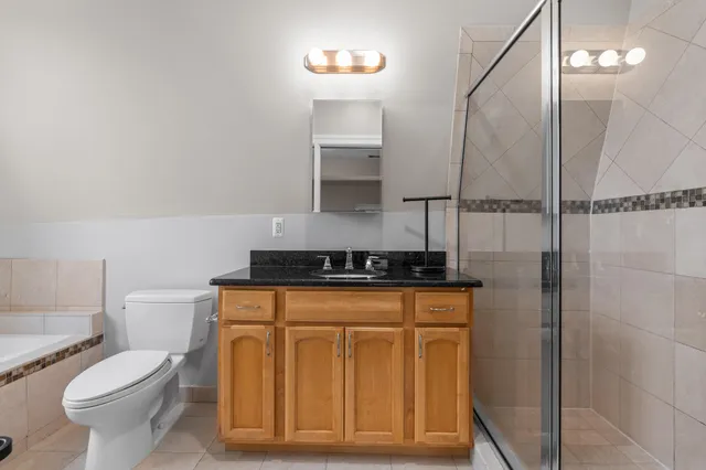 $2,650 | 291 Edmund Place, Unit 3, Detroit, MI 48201