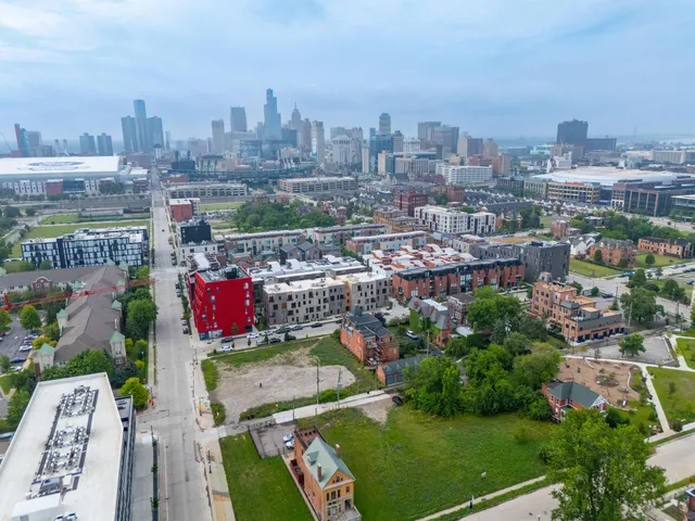 $2,650 | 291 Edmund Place, Unit 3, Detroit, MI 48201