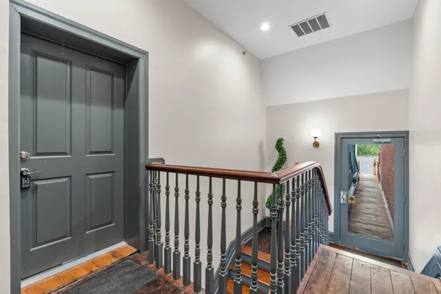 $2,650 | 291 Edmund Place, Unit 3, Detroit, MI 48201