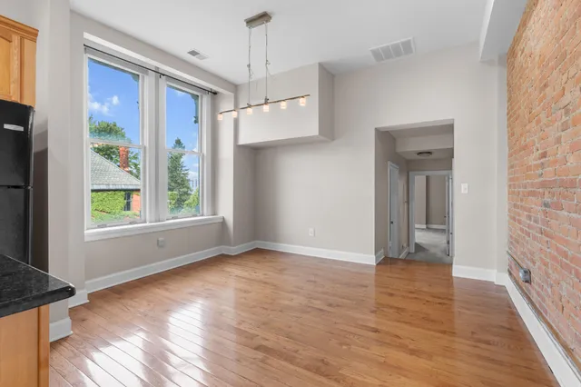 $2,650 | 291 Edmund Place, Unit 3, Detroit, MI 48201