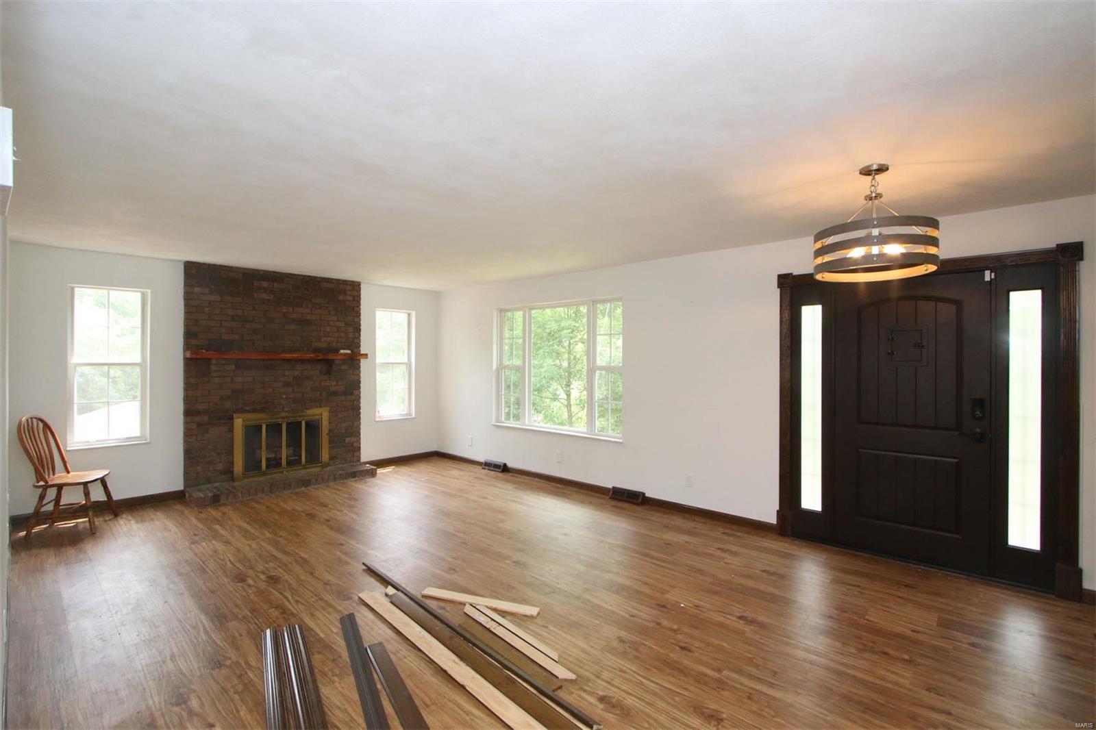 672 Troy O'Fallon Road Troy, IL 62294 - Photo 18 of 48
