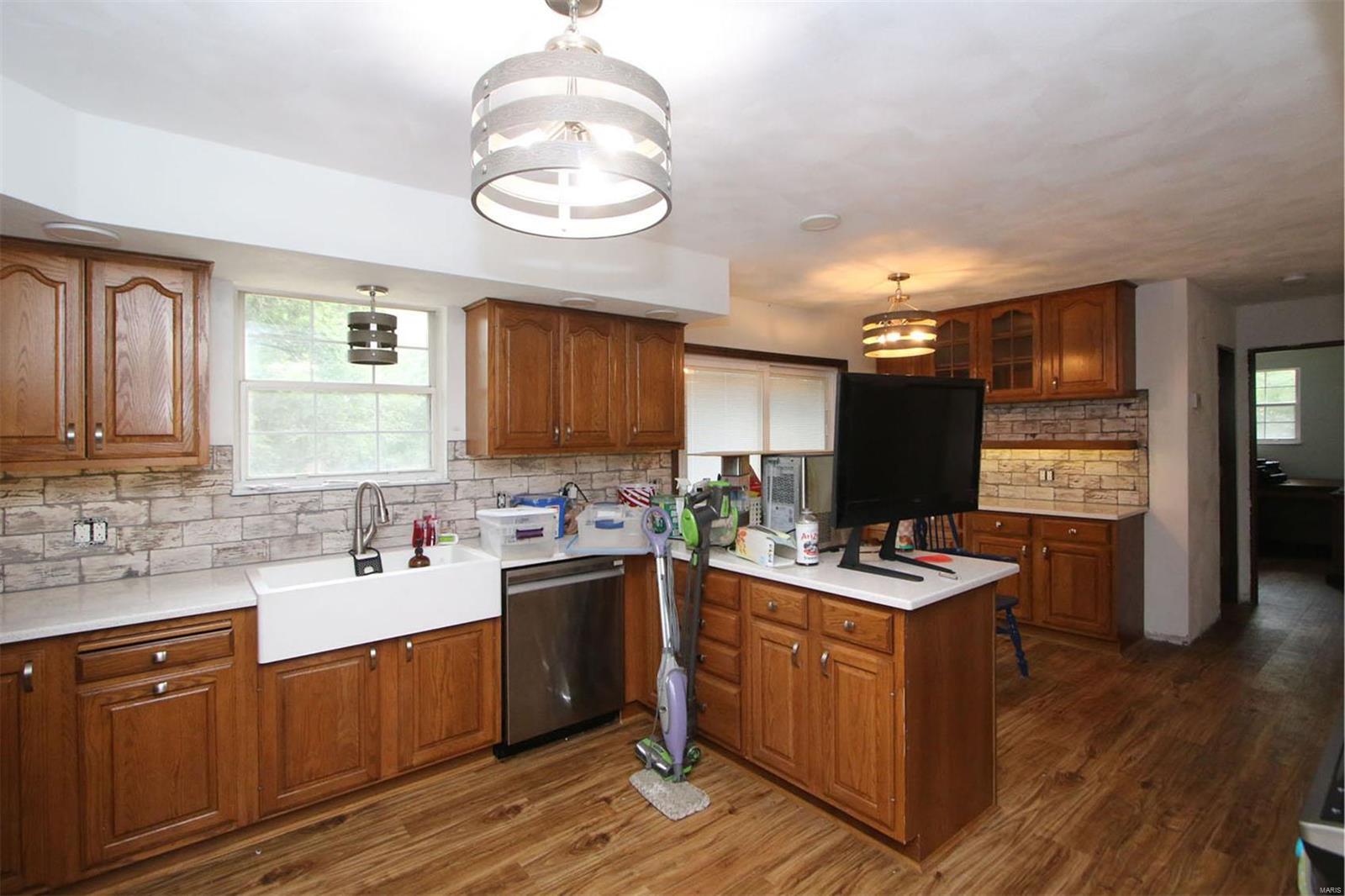 672 Troy O'Fallon Road Troy, IL 62294 - Photo 22 of 48