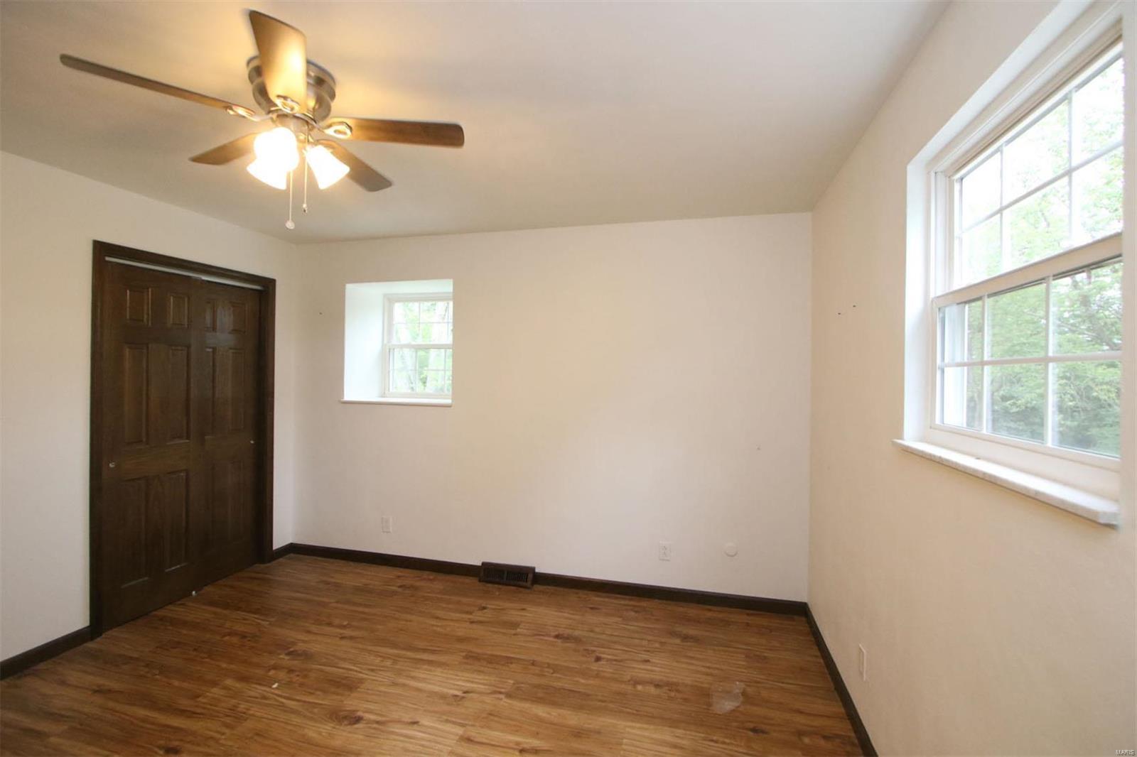 672 Troy O'Fallon Road Troy, IL 62294 - Photo 27 of 48