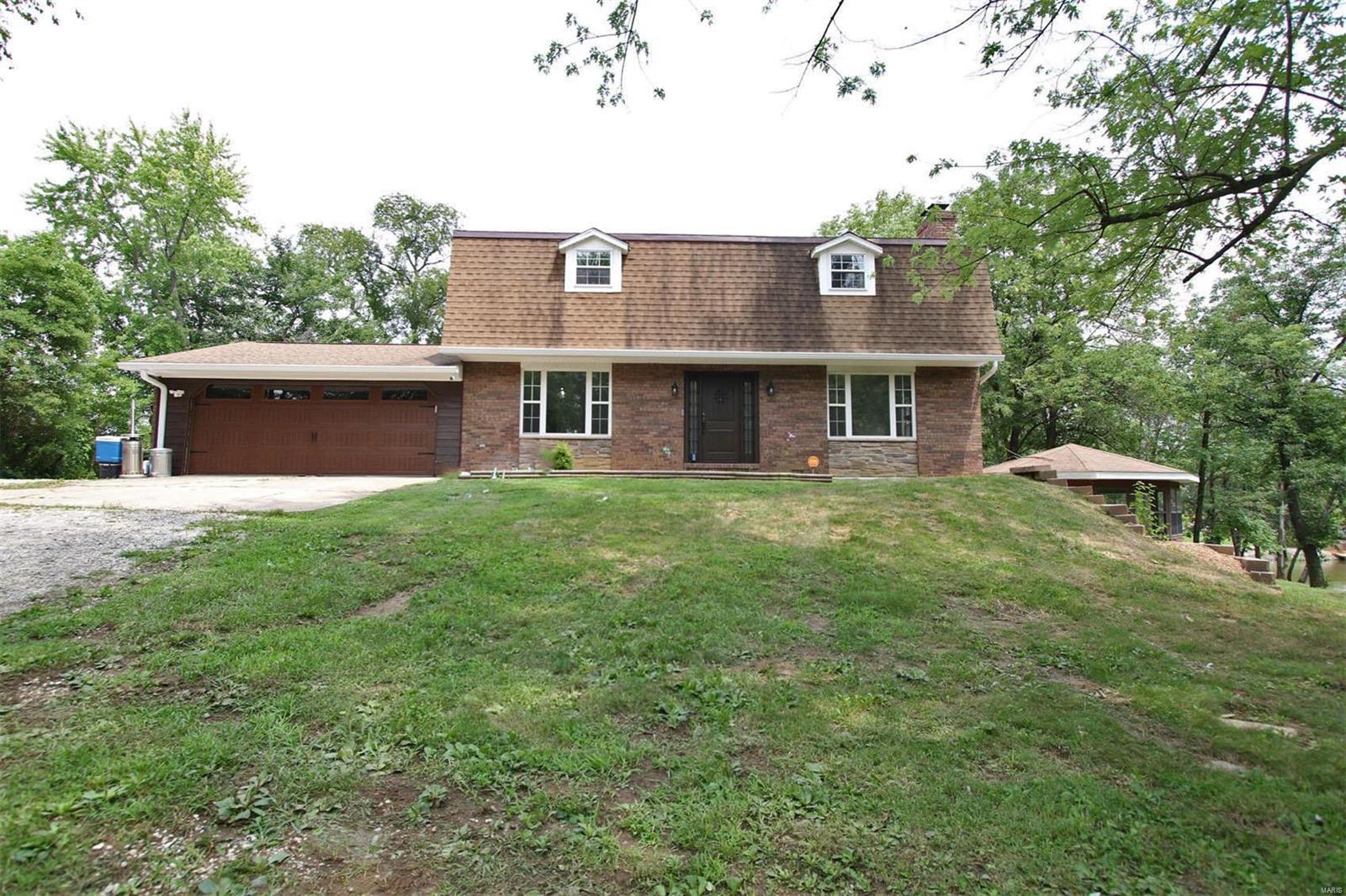 672 Troy O'Fallon Road Troy, IL 62294 - Photo 3 of 48