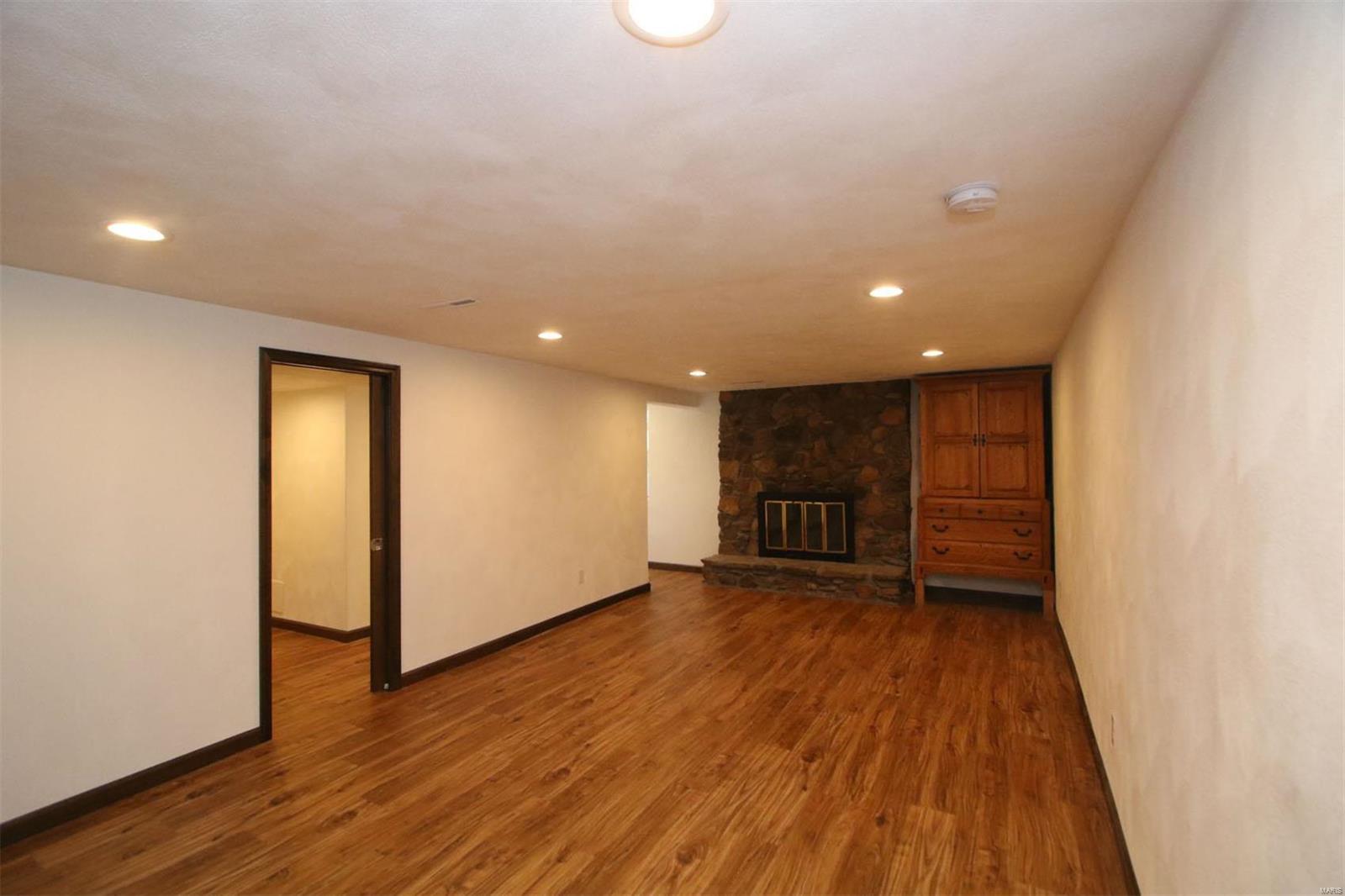 672 Troy O'Fallon Road Troy, IL 62294 - Photo 35 of 48