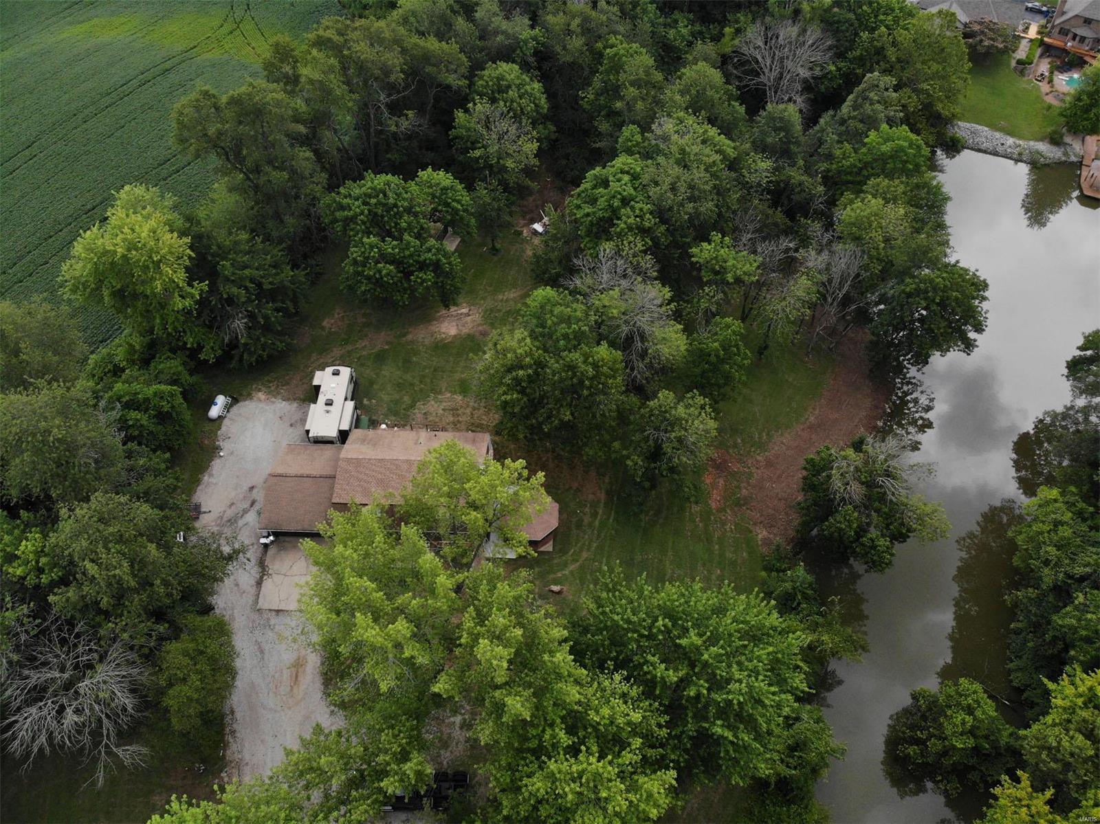 672 Troy O'Fallon Road Troy, IL 62294 - Photo 42 of 48