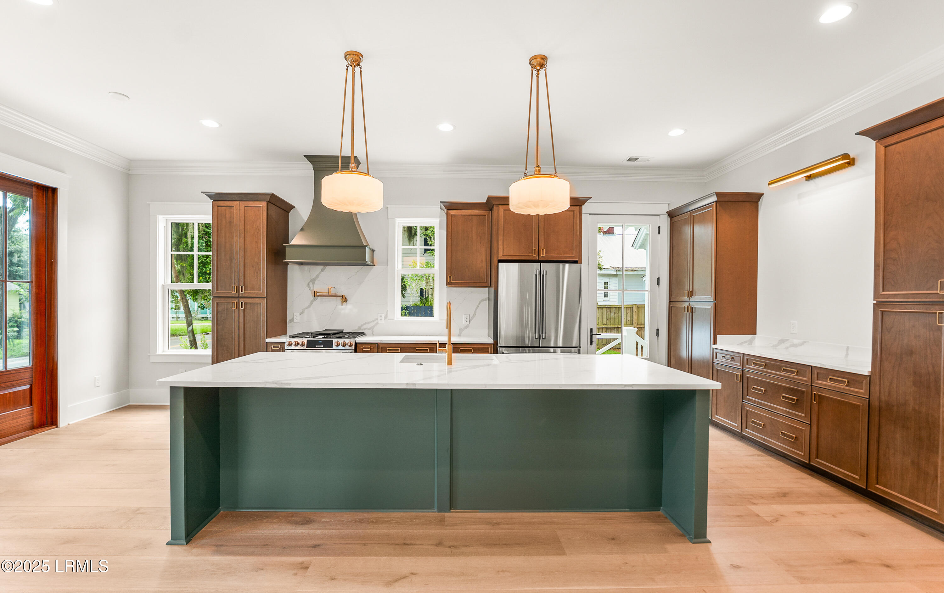 902 Harrington Street Beaufort, SC 29902 - Photo 12 of 35 DSC00871