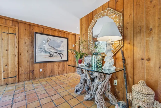 a view of a interior of the house