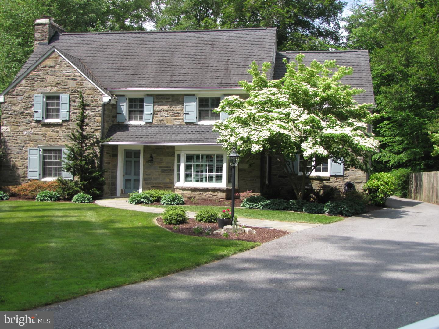 1011 Overbrook Road Wilmington, DE 19807 - Photo 1 of 24 Gallery Image 1