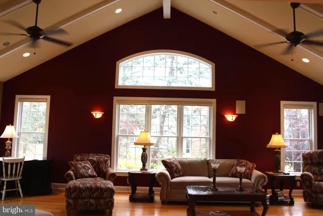 $824,900 | 6 Tiffany Drive, Perkasie, PA 18944