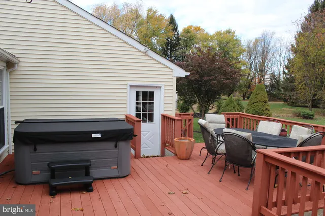 $824,900 | 6 Tiffany Drive, Perkasie, PA 18944