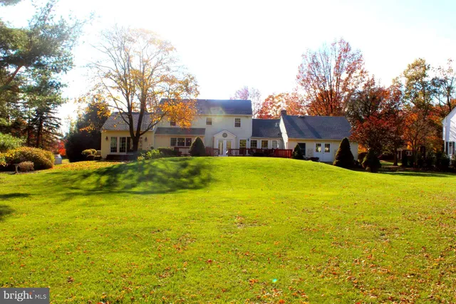 $824,900 | 6 Tiffany Drive, Perkasie, PA 18944