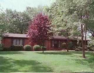 575 South Fieldstone Drive Rochester, MI 48309 - Photo 1 of 1 Listing Image