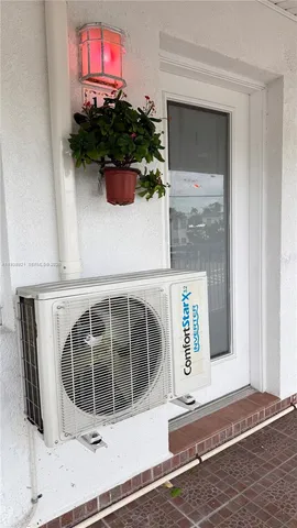 $1,500 | 330 74th Street, Unit 16, Miami Beach, FL 33141