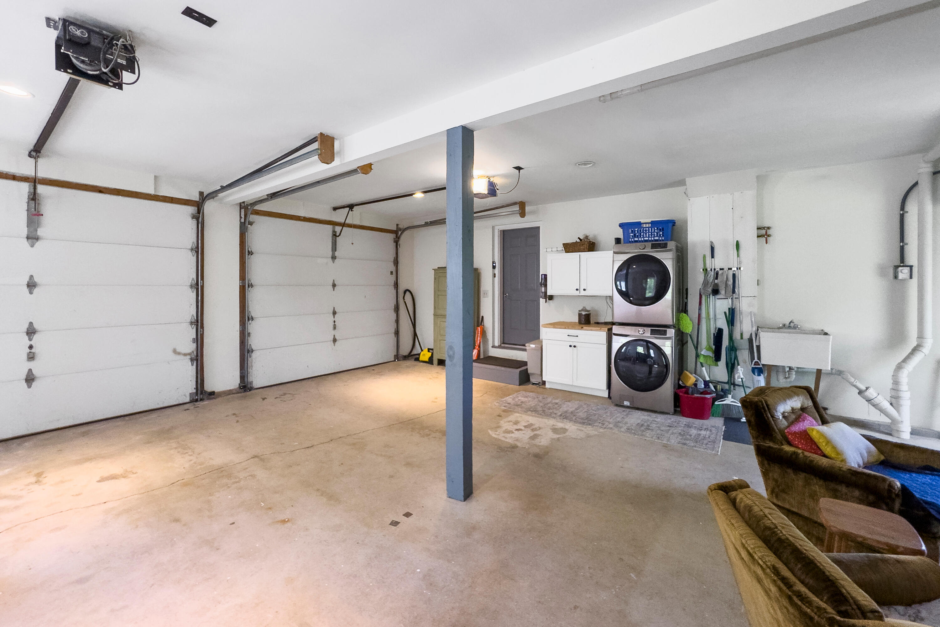 36 Snowdeal Road South Thomaston, ME 04858 - Photo 45 of 87 attached garage