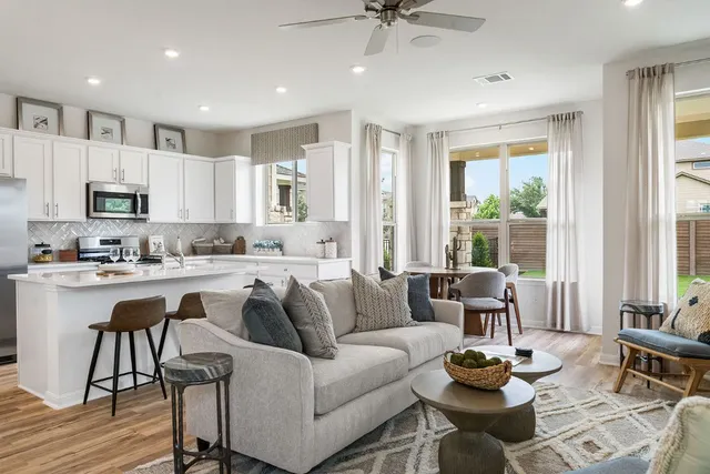 $323,998 | 20604 A Haygrazer Way, Pflugerville, TX 78660