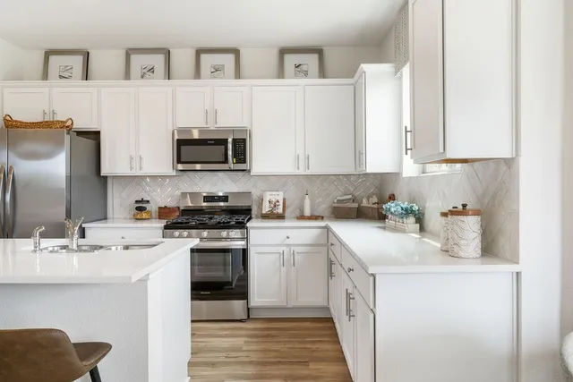 $323,998 | 20604 A Haygrazer Way, Pflugerville, TX 78660