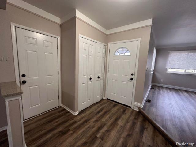 35479 Kelly Road Clinton Township, MI 48035 - Photo 2 of 33