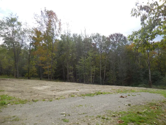 $48,000 | 48 Hart Street, Newport, ME 04953