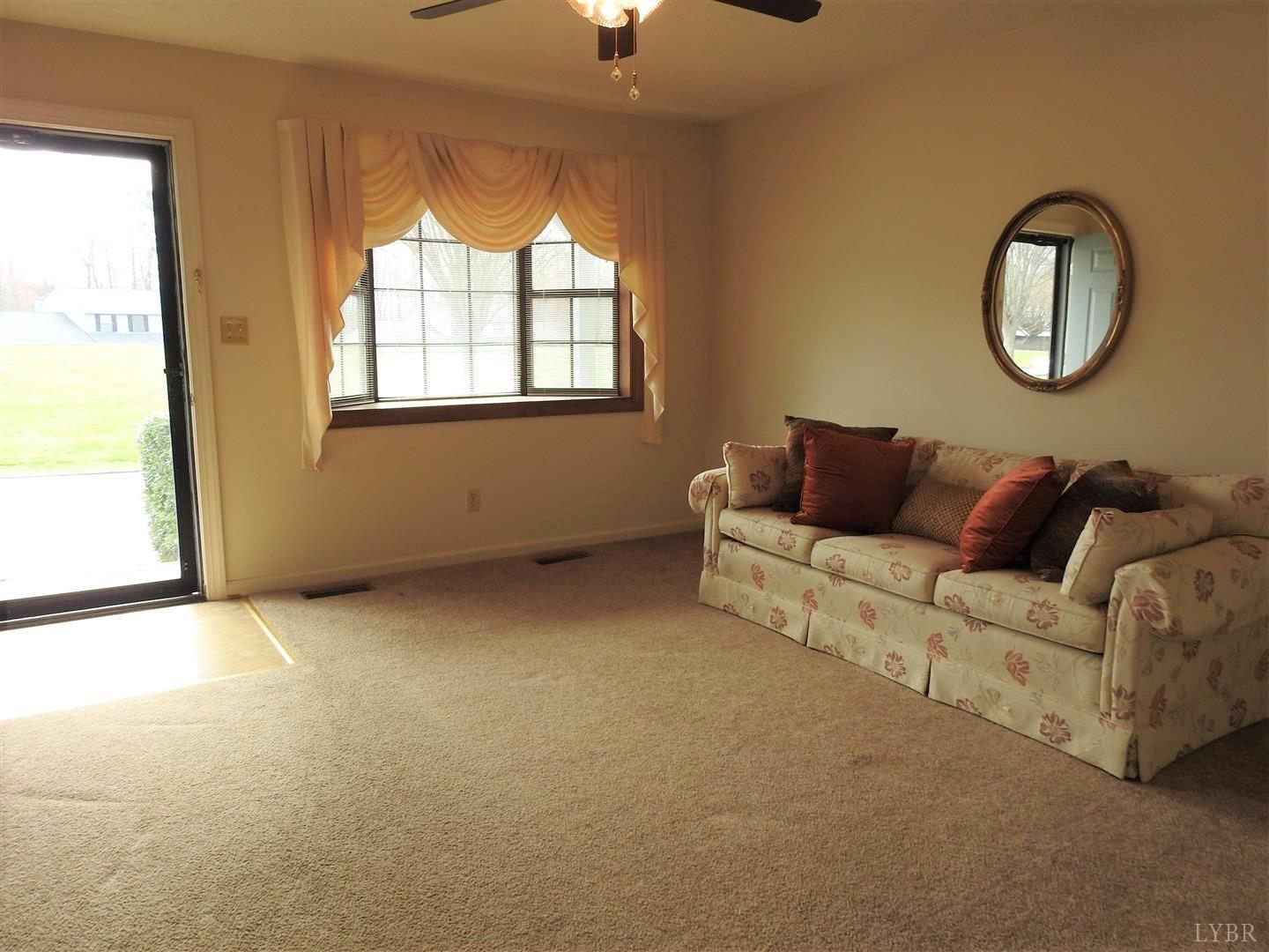 904 Goose Ridge Drive Forest, VA 24551 - Photo 9 of 34 Gallery Image 9