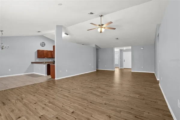 $2,395 | 11366 Riddle Drive, Spring Hill, FL 34609