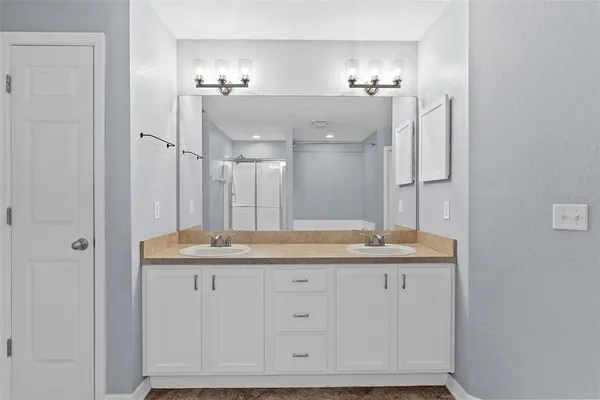 $2,395 | 11366 Riddle Drive, Spring Hill, FL 34609