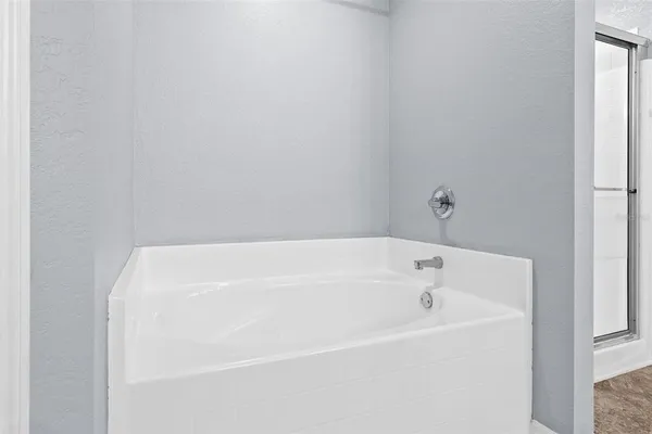 $2,395 | 11366 Riddle Drive, Spring Hill, FL 34609