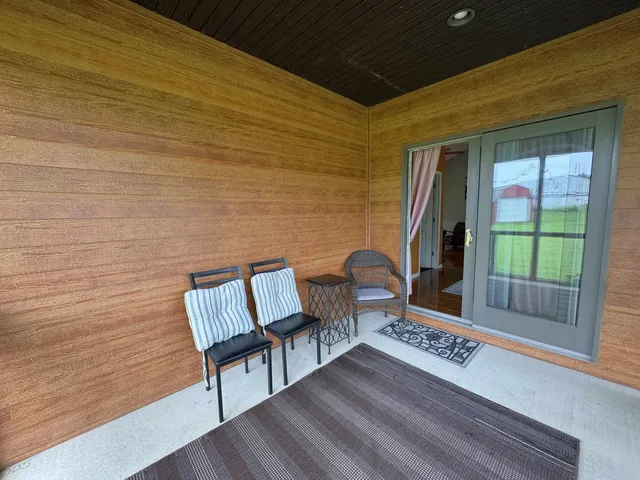 $629,900 | W6430 Patterson Road, Monroe, WI 53566