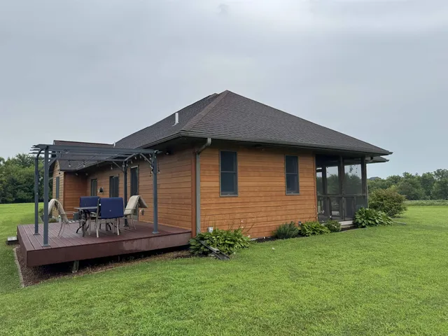 $629,900 | W6430 Patterson Road, Monroe, WI 53566