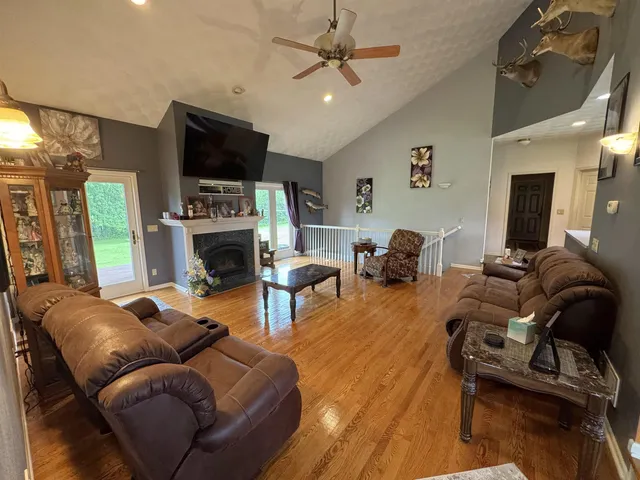 $629,900 | W6430 Patterson Road, Monroe, WI 53566