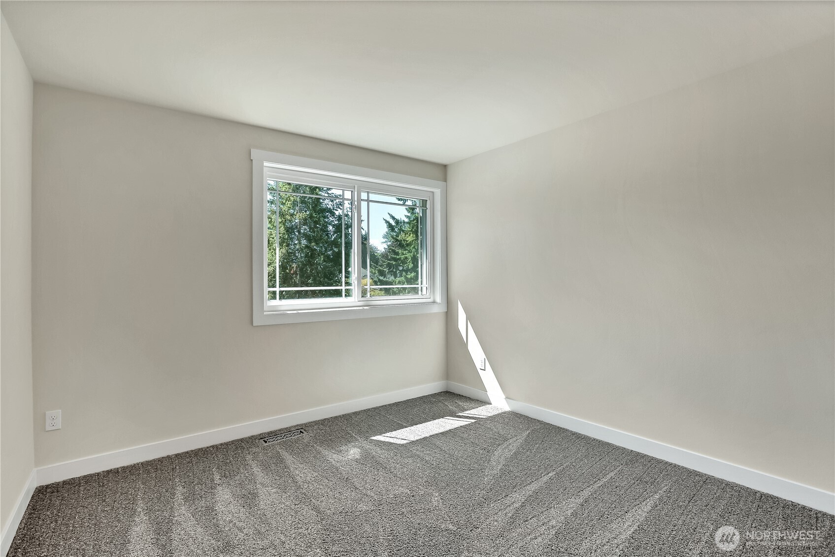 13308 Southeast 189th Place Renton, WA 98058 - Photo 24 of 34