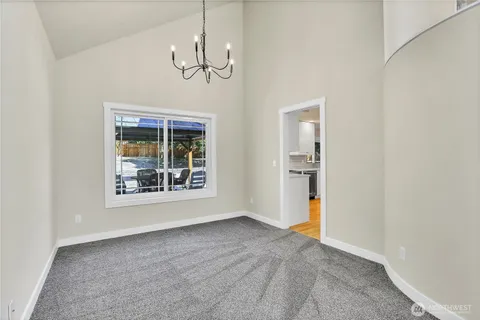 a view interior of a house with an entryway
