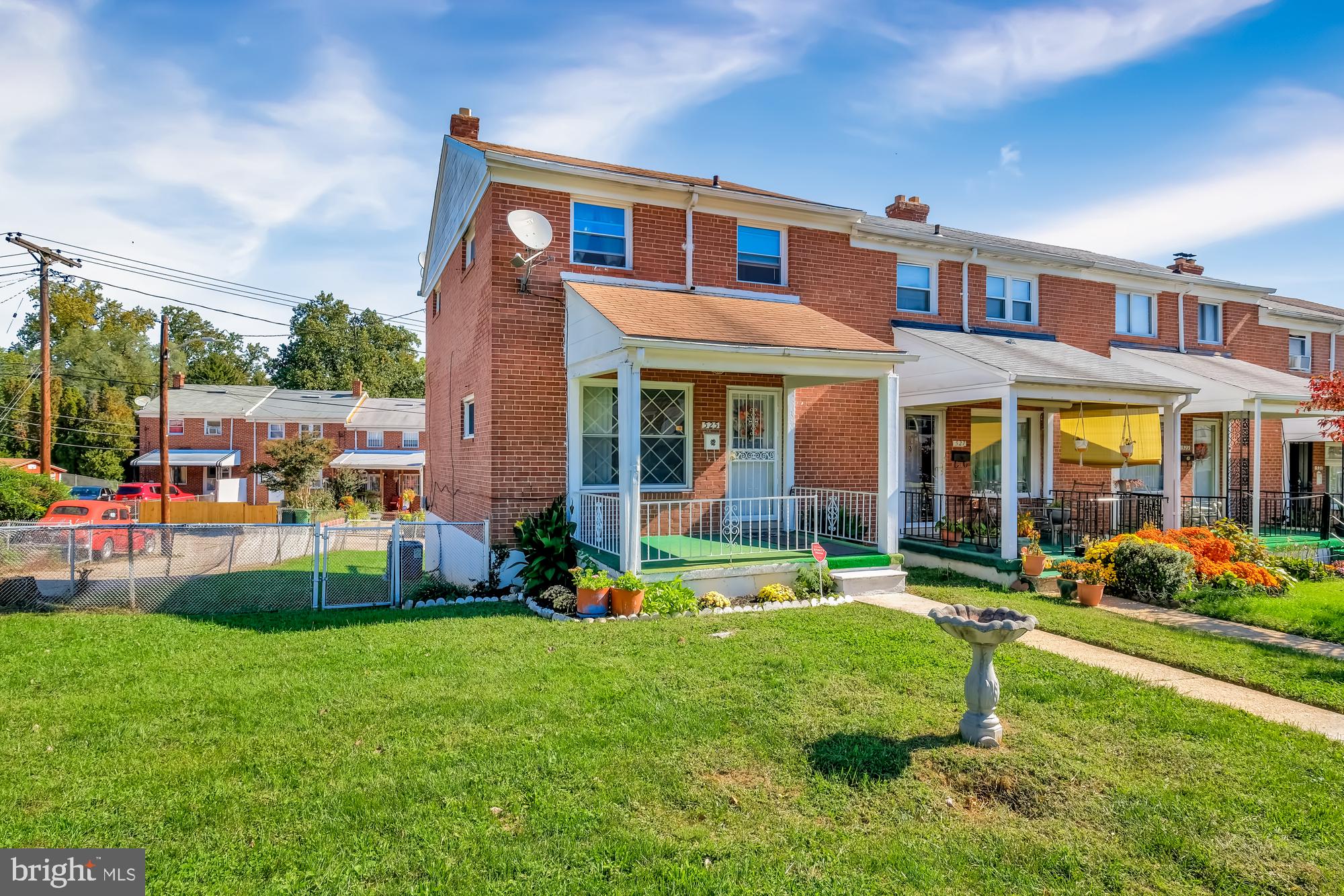 525 Brisbane Road Baltimore, MD 21229 - Photo 2 of 25