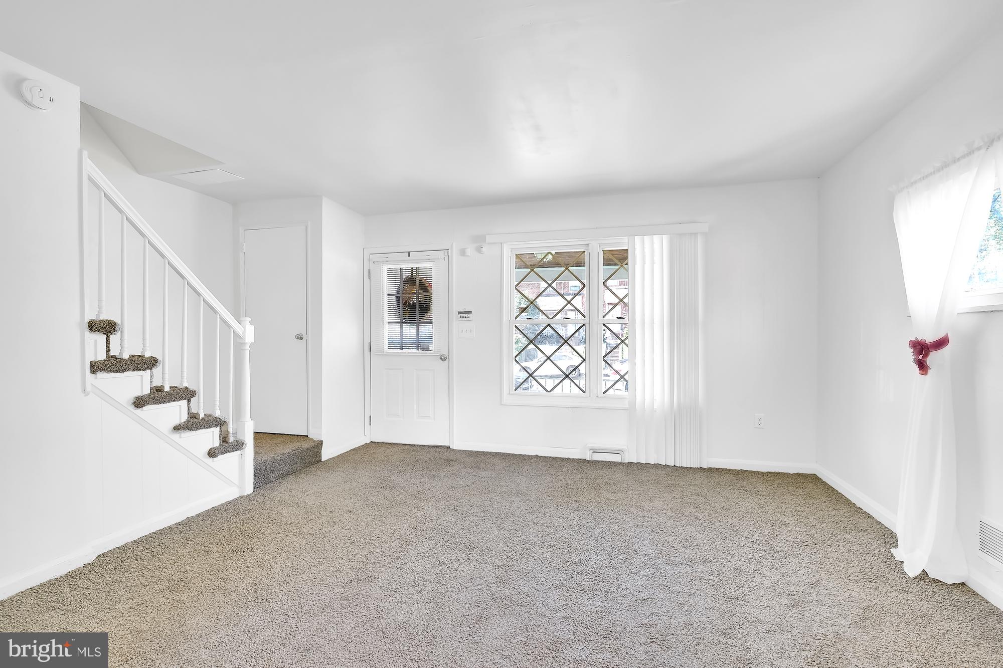 525 Brisbane Road Baltimore, MD 21229 - Photo 5 of 25