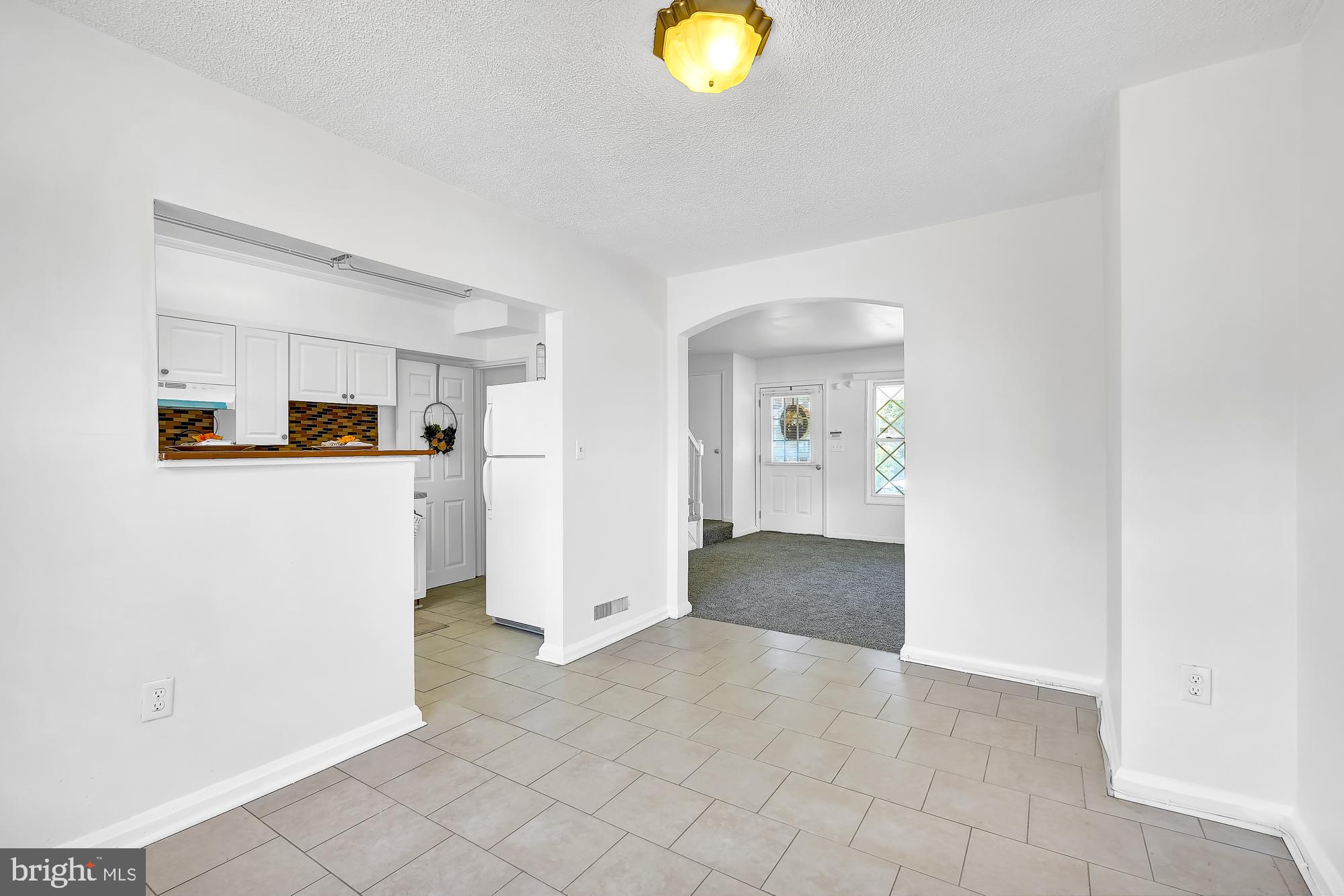 525 Brisbane Road Baltimore, MD 21229 - Photo 8 of 25