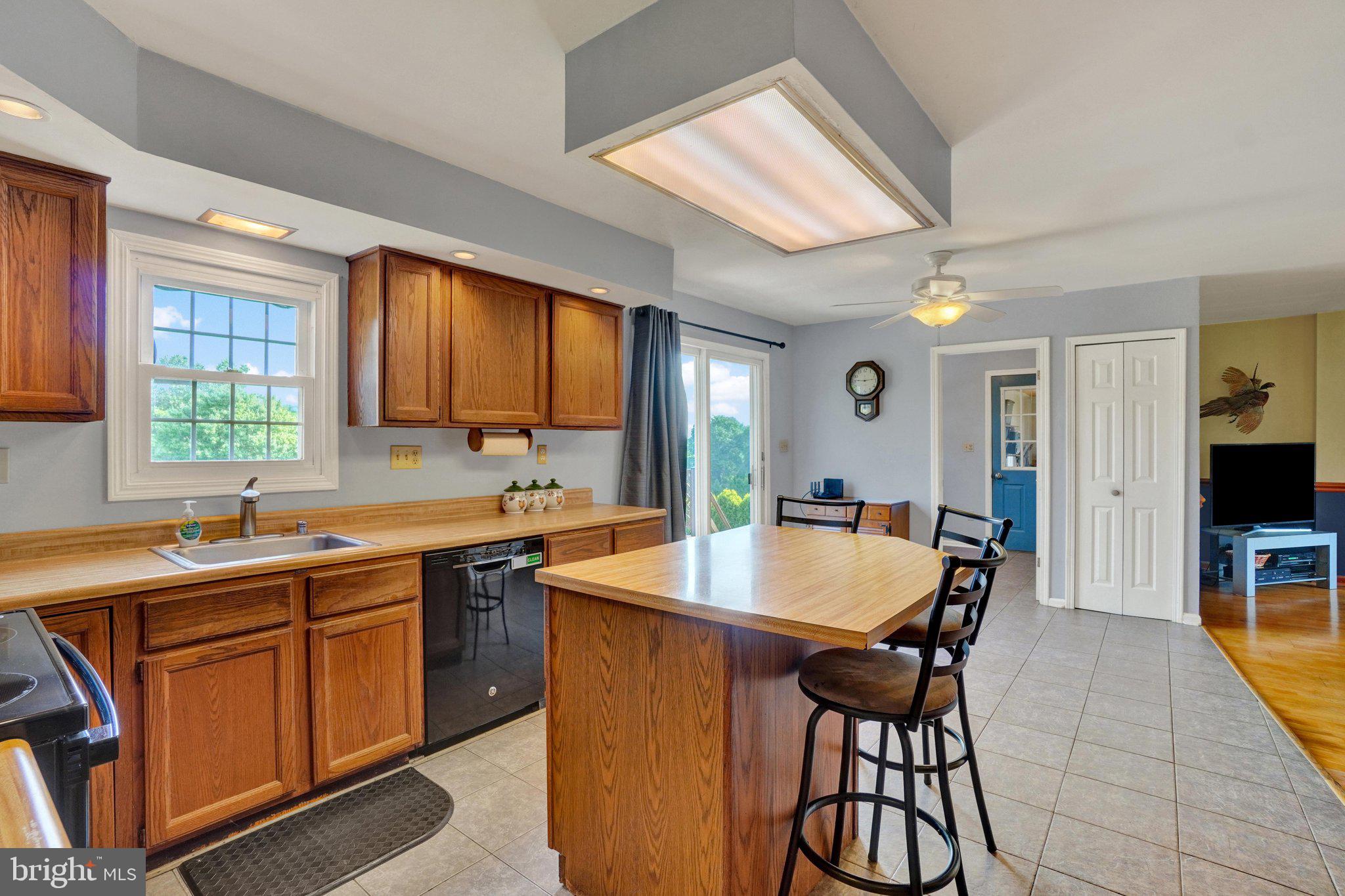 563 Deer Road Fawn Grove, PA 17321 - Photo 10 of 40 Gallery Image 10