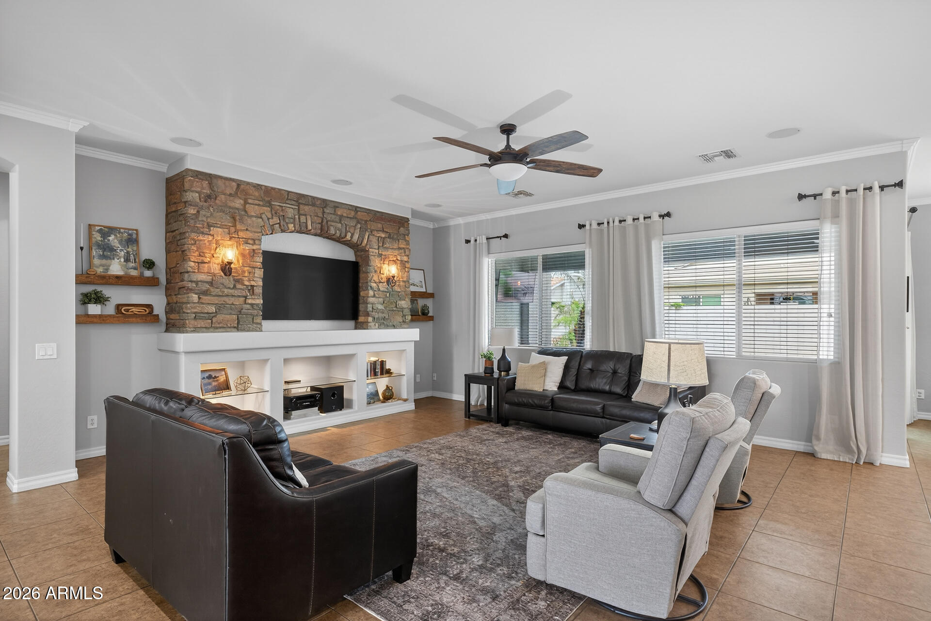 2482 East Plum Street Gilbert, AZ 85298 - Photo 11 of 64 7)GREAT ROOM