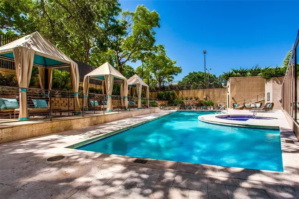 $699,000 | 3030 McKinney Avenue, Unit 306, Dallas, TX 75204