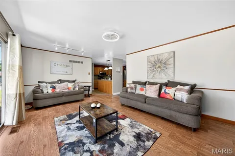 $300,000 | 3655 Stonehaven Drive, Florissant, MO 63033