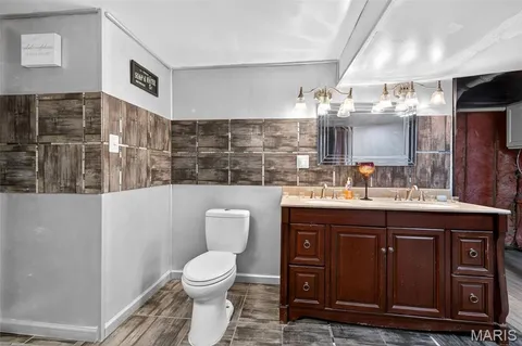 $300,000 | 3655 Stonehaven Drive, Florissant, MO 63033
